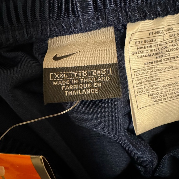 Vintage Nike Basketball sweats tear away vintage NWT XXL
#vintage#2000s - Picture 3 of 6